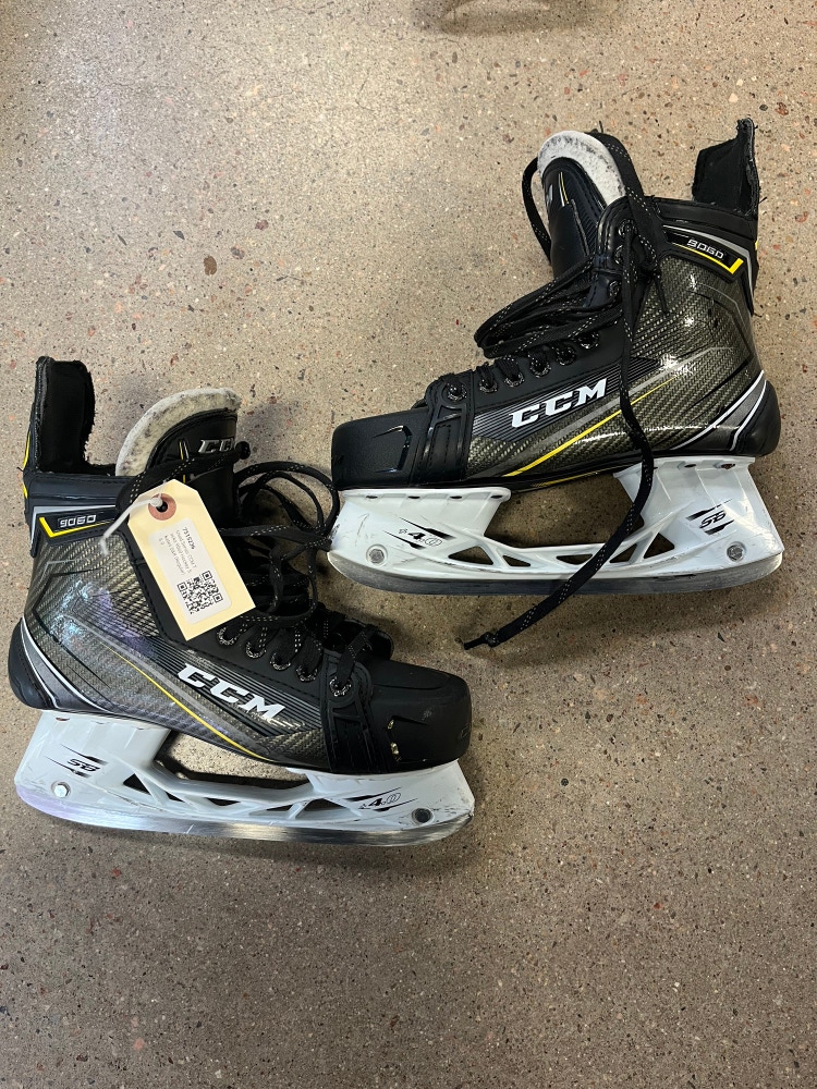 Used Senior CCM Tacks 9060 Hockey Skates D&R (Regular) 8.0