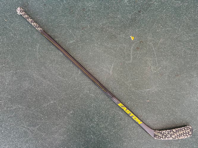 Used Intermediate Easton Stealth RS Right Hockey Stick PM9 Retail