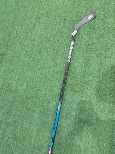 Used Intermediate Bauer Nexus Geo Right Hockey Stick P28