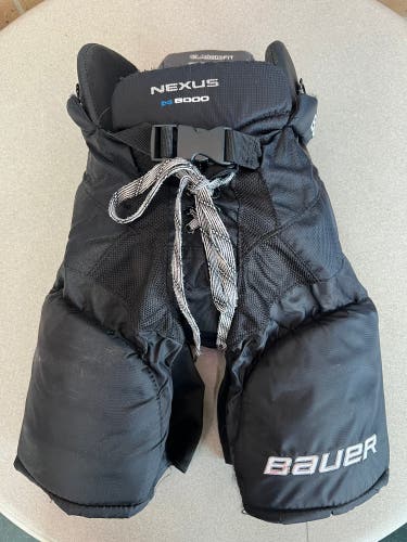 A1-1 Junior Used Small Bauer Nexus 8000 Hockey Pants Retail