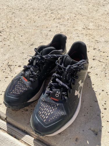 Under Armour Baseball Turfs (Men’s 8.5)