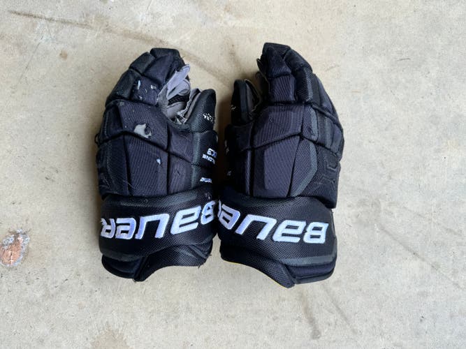 Used Bauer Supreme TotalOne MX3 Gloves 14"