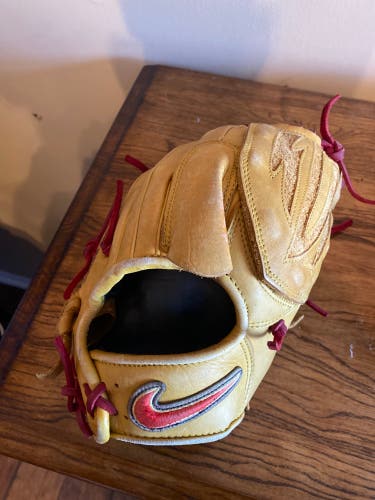 Nike Baseball Glove