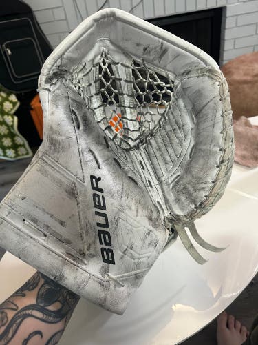 Used Regular  M5 Pro Glove