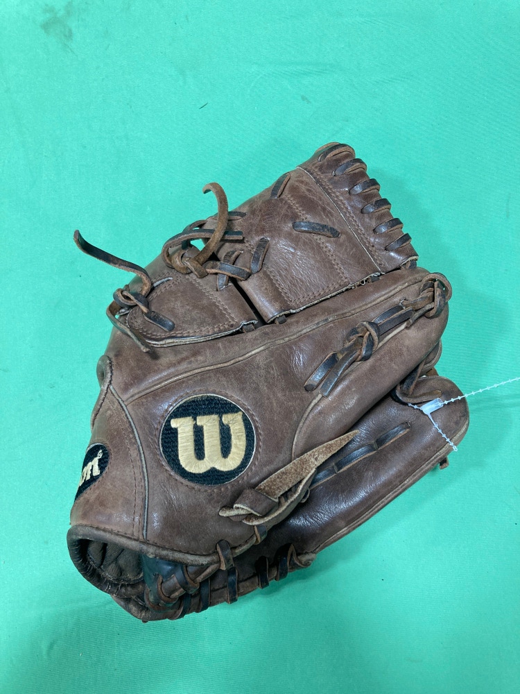 Used Wilson A2000 Right Hand Throw Pitcher Baseball Glove 11.75"