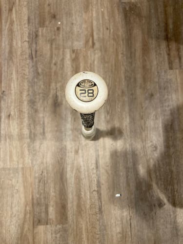 Used Composite (-12) 16 oz 28" LXT Bat