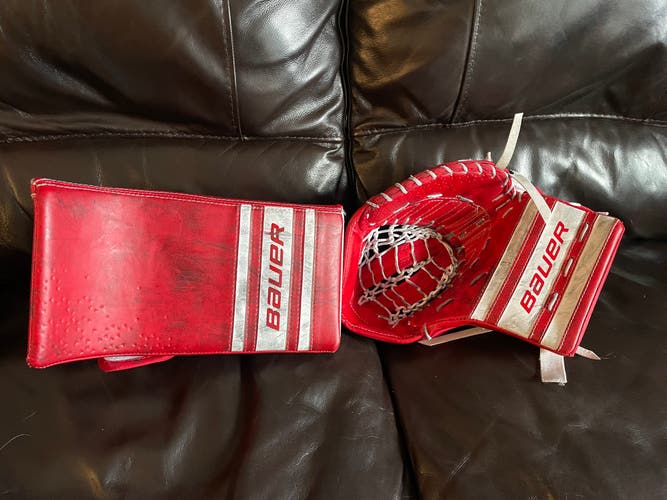 Bauer GSX Junior Blocker and Glove, Regular
