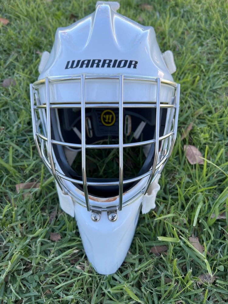 Senior Used Warrior Ritual F1 Pro Goalie Mask