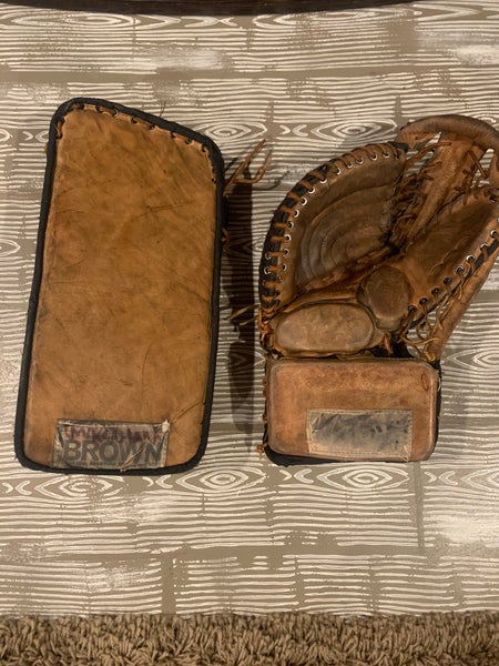Vintage Brown glove & blocker