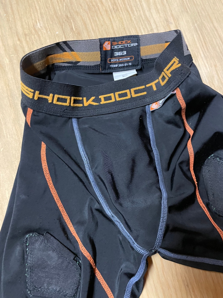 Shock Doctor AIRCORE Hard Cup, Size:BoysXL