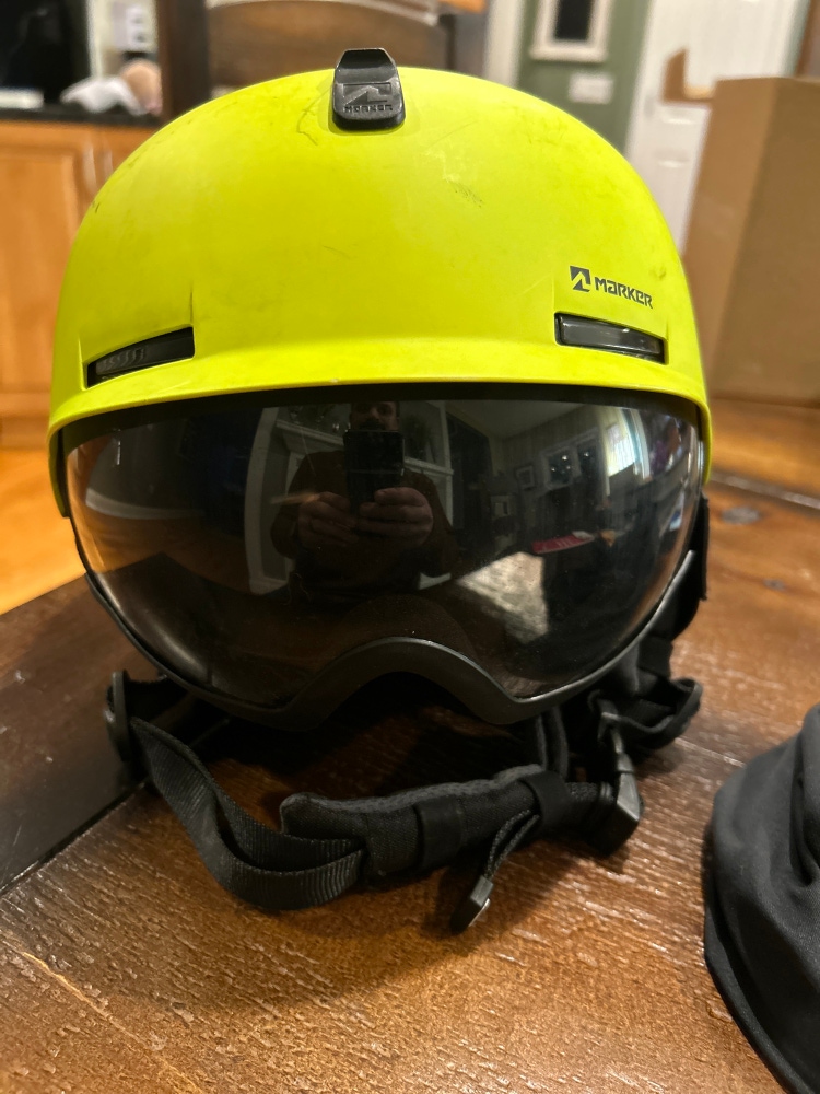 Used Ski helmet with Lense System - Youth medium