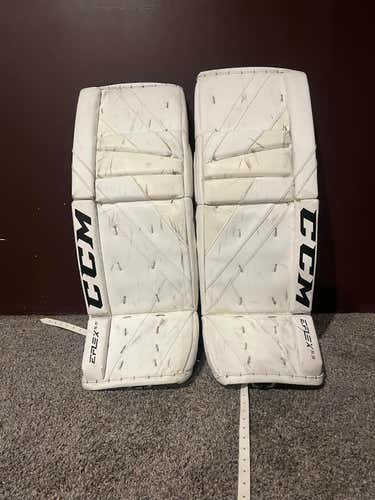Used 33" CCM Goalie Leg Pads