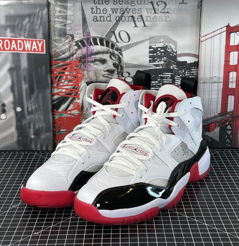 Nike Air Jordan Jumpman Two Trey "Bred" White Black Red DO1925-106 Mens Size 13