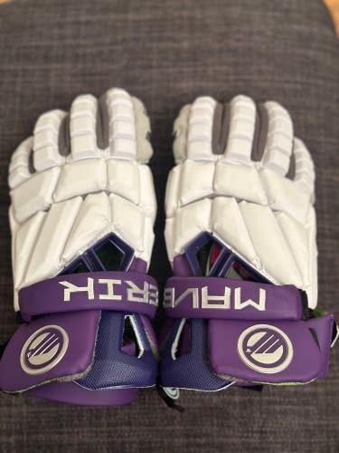 New Player's Maverik 12" Max Lacrosse Gloves