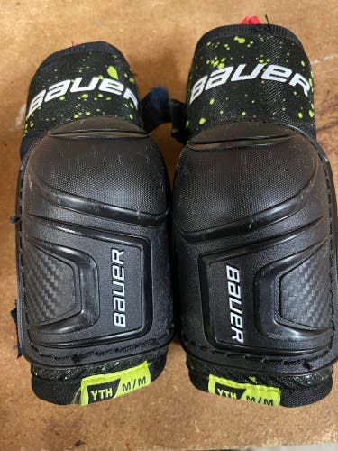 Used Medium Bauer Vapor Velocity Elbow Pads