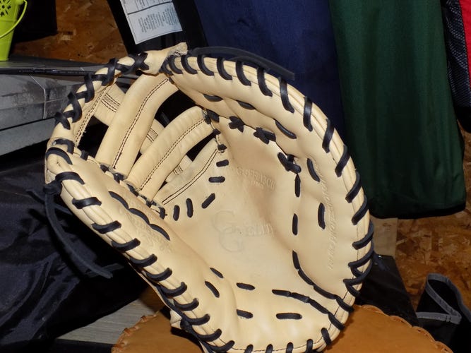 Used Rawlings First Base Right Hand Throw Gold Glove Elite Baseball Glove 13"