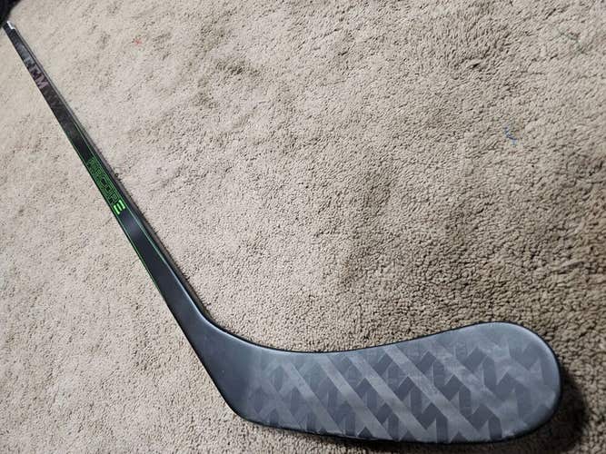 SIDNEY CROSBY 18'19 Pittsburgh Penguins CCM Trigger Prototype Game Issued Stick
