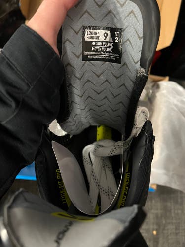 Hyp2rlite hockey skates