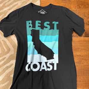 Men’s Large California T-Shirt