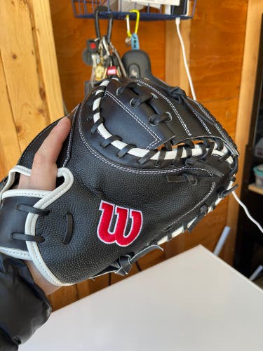 2021 Catcher's 33.5" A2000 Baseball Glove