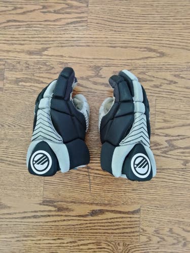 Used Maverik Charger Lacrosse Gloves 12"