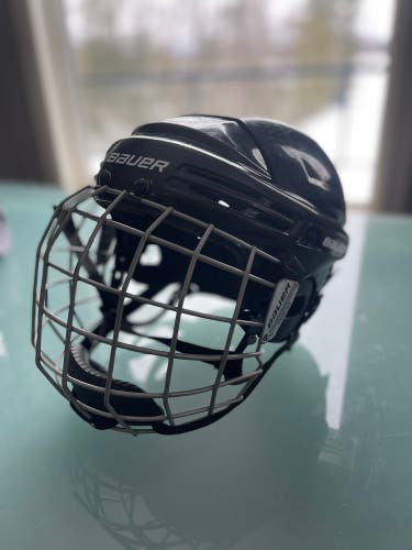 Bauer Helmet - BHH2100L - Large w/cage