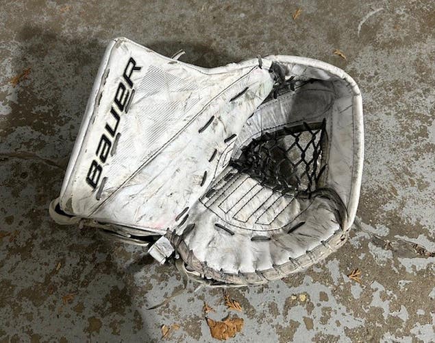 Bauer Supreme S170 Hockey Goalie Catch Glove