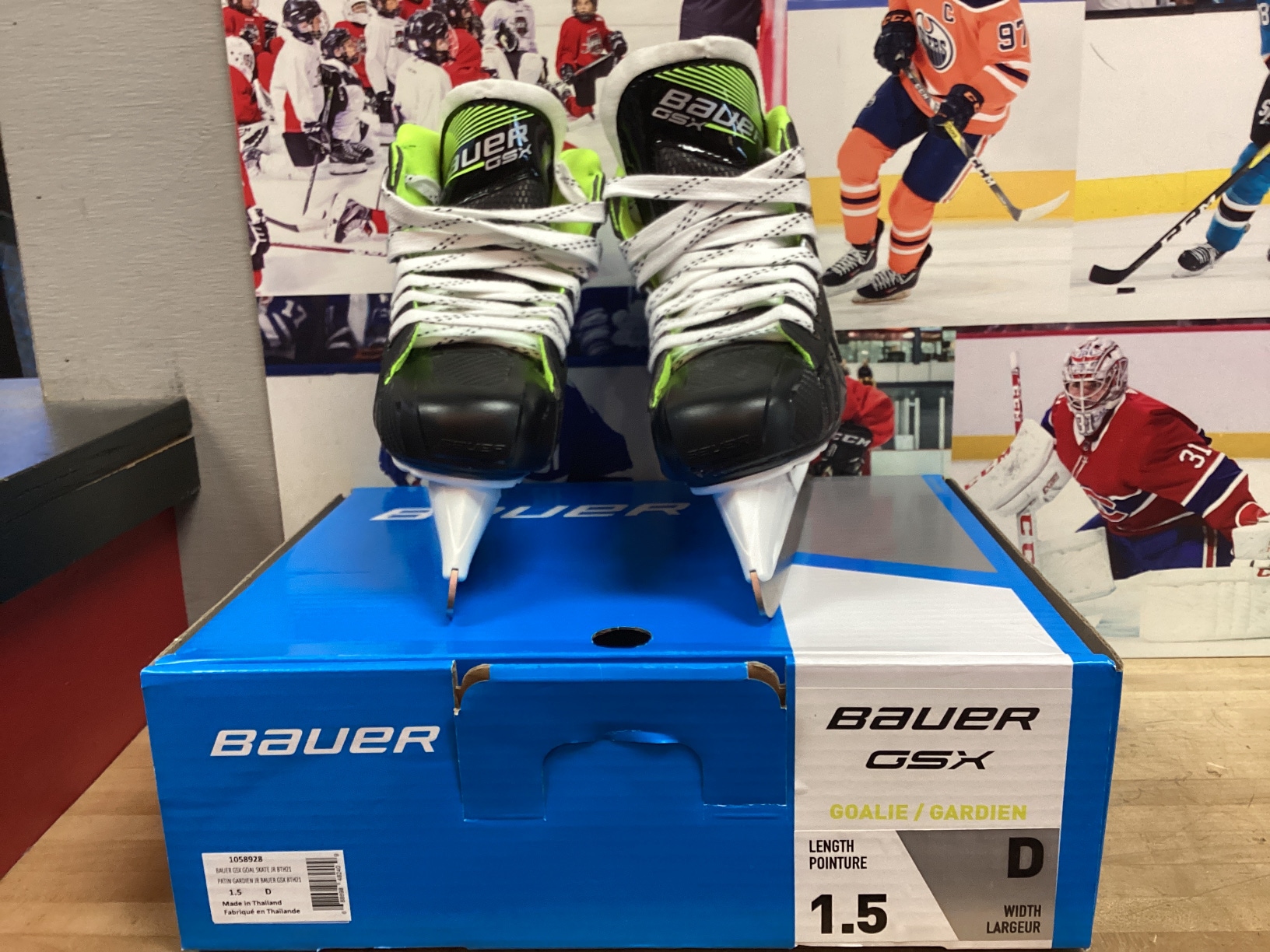 Junior New Bauer GSX Hockey Goalie Skates Regular Width Size 1.5