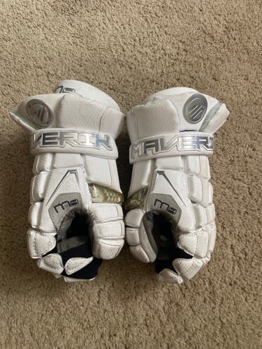 Maverick Medium (12") M4 Lacrosse Gloves