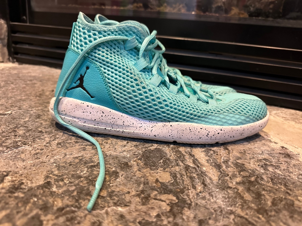 Nike Jordan delta