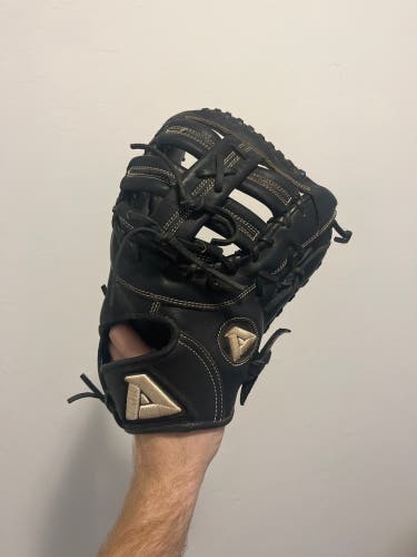 Akadema 12.5 first base mitt baseball glove