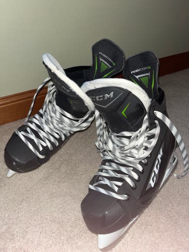 Senior CCM Regular Width  10 RibCor 78K Hockey Skates