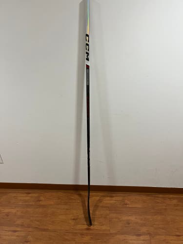 Intermediate Right Handed P29  Jetspeed FT6 Pro Hockey Stick