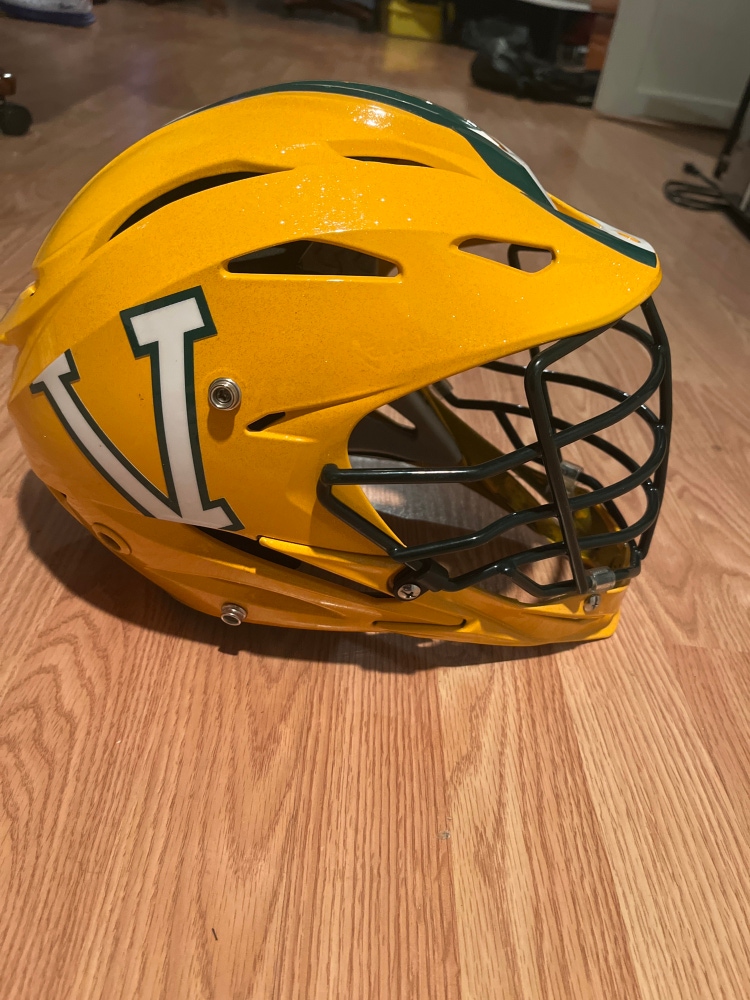Large/XL UVM Lacrosse Helmet