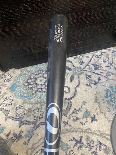 Db-271T maple hybrid bat