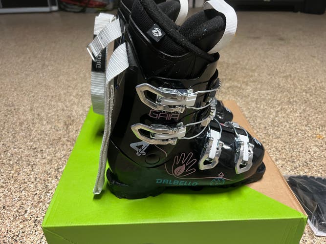 Used Kid's Dalbello 2023 GAIA 4.0 GW Ski Boots - 4 Buckle