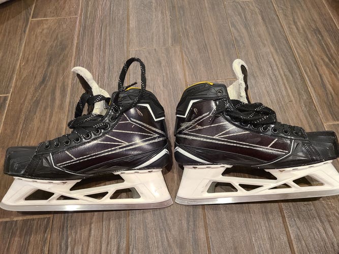 Used Bauer Regular Width  Size 10.5 Supreme 1S Hockey Goalie Skates