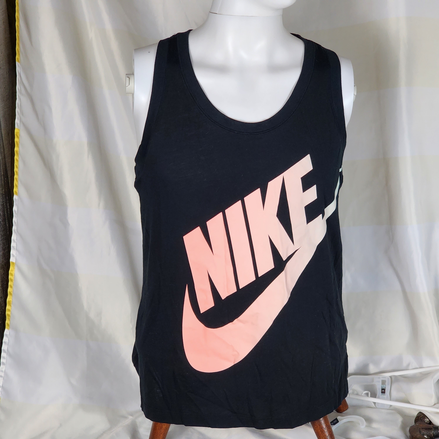 Black with Salmon Ombre Logo Used Like New Large Women's Nike Dri-Fit Running Tank