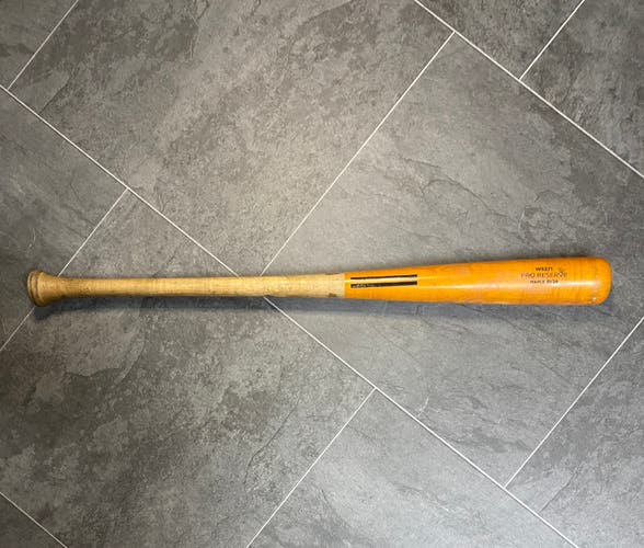 Used Wood (-3) 28 oz 31" WS271 Bat