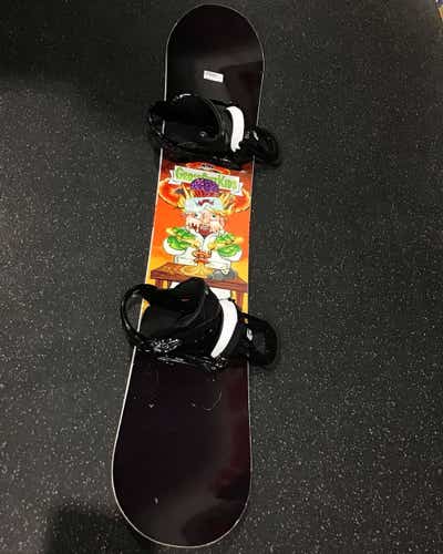 Used Burton Gross Out Kids Nitro 160 Cm Men's Snowboard Combo