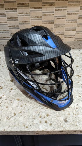 Like New Cascade S Helmet - Carbon Fiber and Carolina Blue
