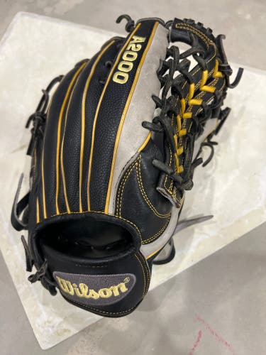 Right Hand Throw 12.25" A2000 Baseball Glove