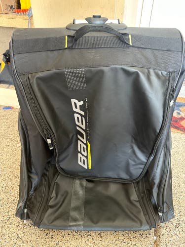 New Bauer rolling hockey bag