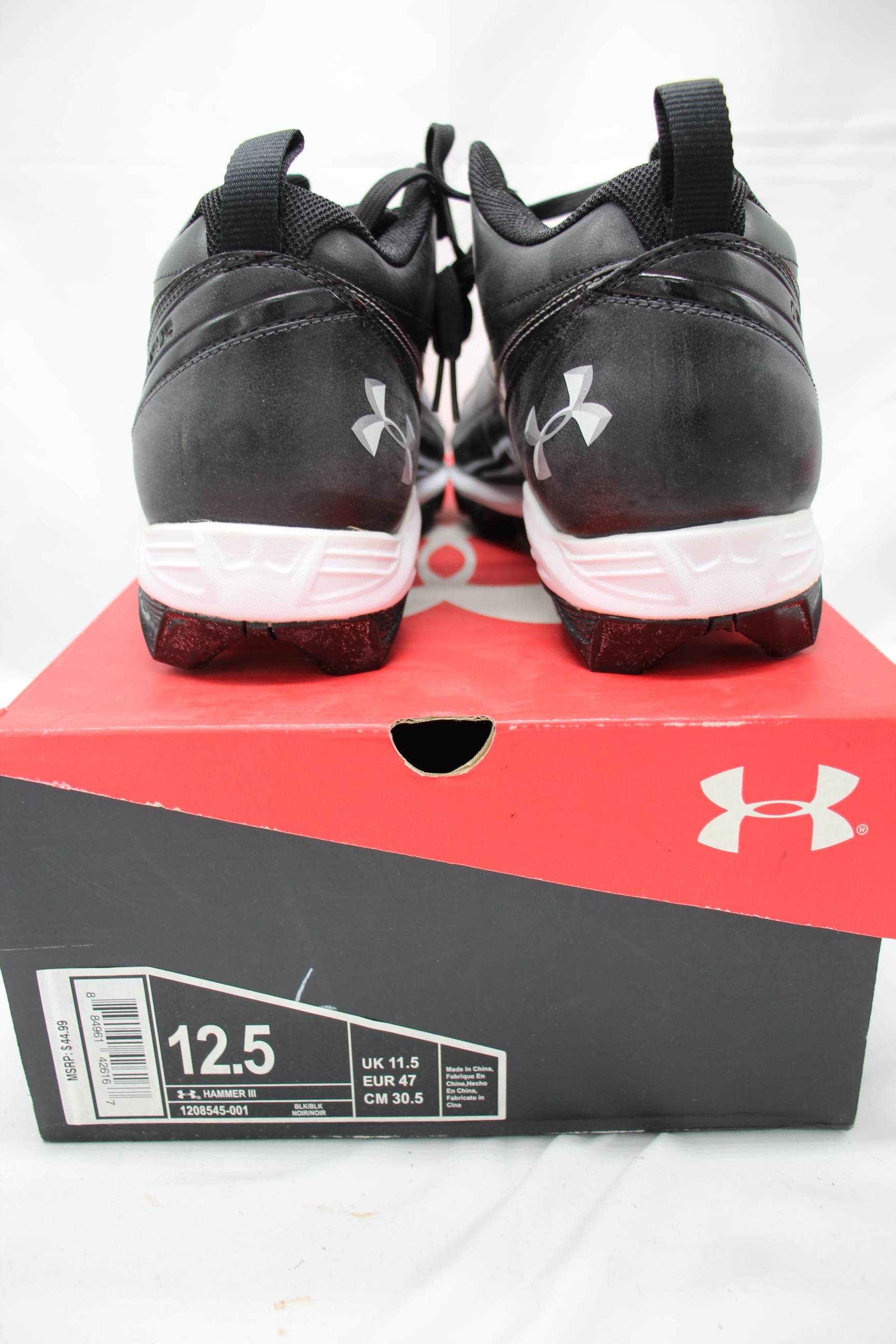 New with box  Size 12.5 (Women's 13.5) Under Armour Mid Top Hammer cleats