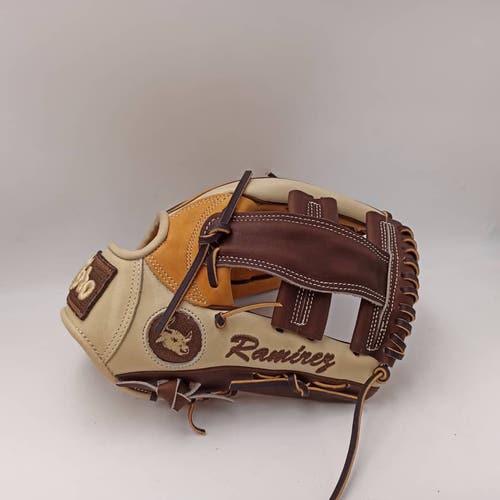 Toro Baseball Glove
