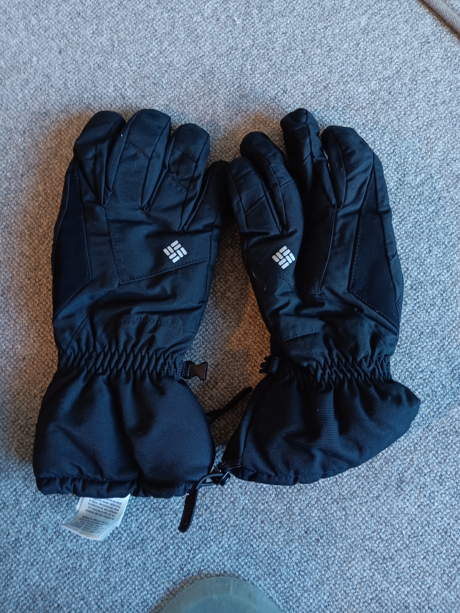 Black Used XL Men's Columbia Gloves