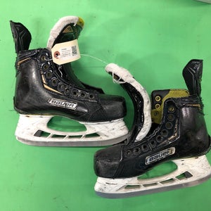 Used Intermediate Bauer Supreme 2S Hockey Skates D&R (Regular) 4.0 - Intermediate