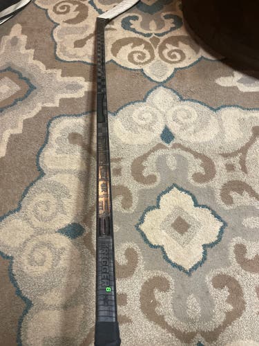 Intermediate Right Handed P88  RibCor Trigger 6 Pro Hockey Stick
