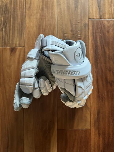New Player's Warrior EVO QX Lacrosse Gloves Large