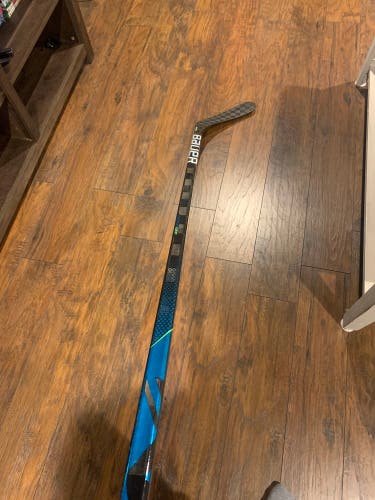 Senior Right Handed P92  Nexus Geo Hockey Stick